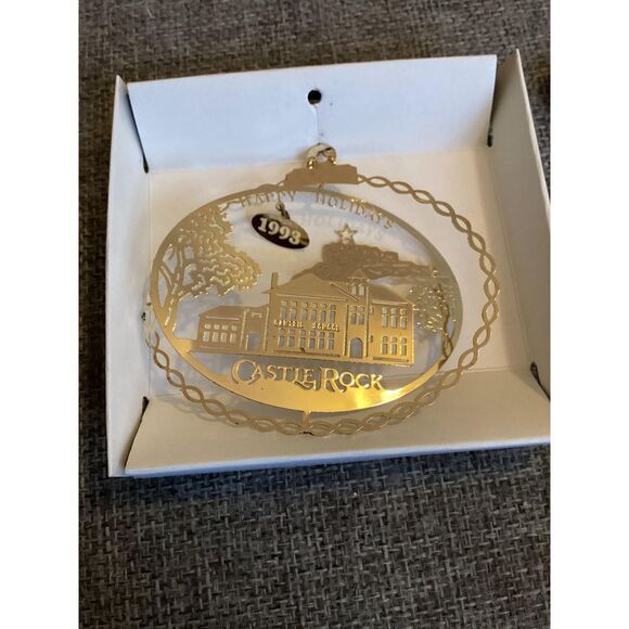 1993 Nation’s Treasures Castle Rock Colorado Christmas Ornament Cantril School - Picture 2 of 8